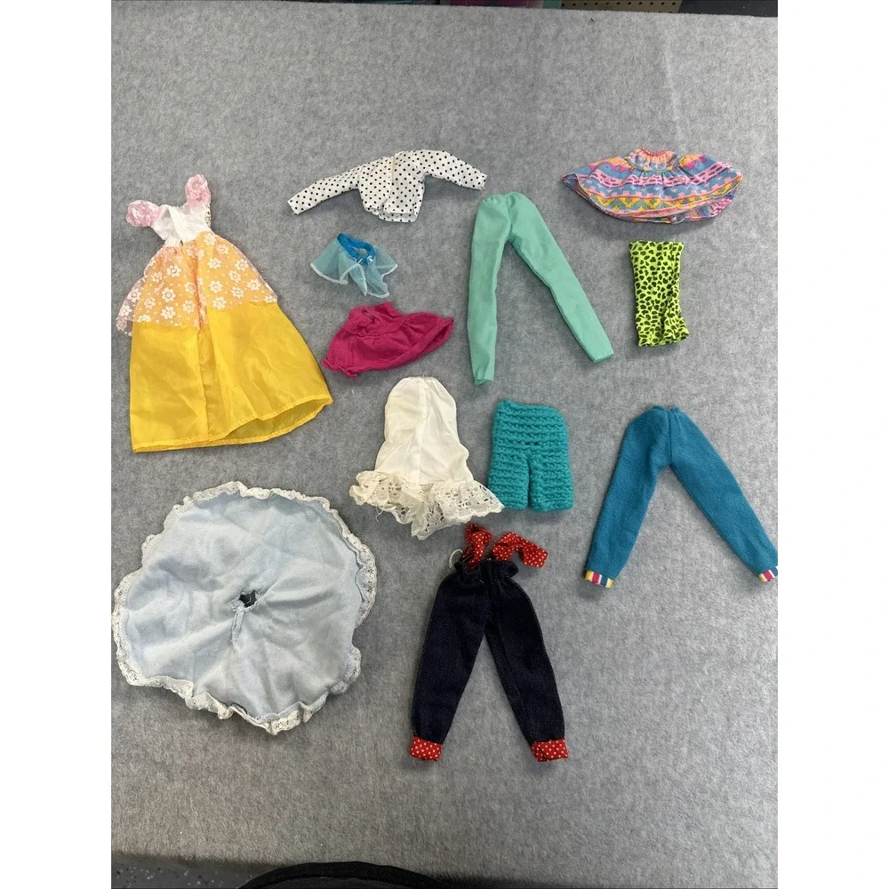 Barbie‎ Clothing Vintage Lot Of 12